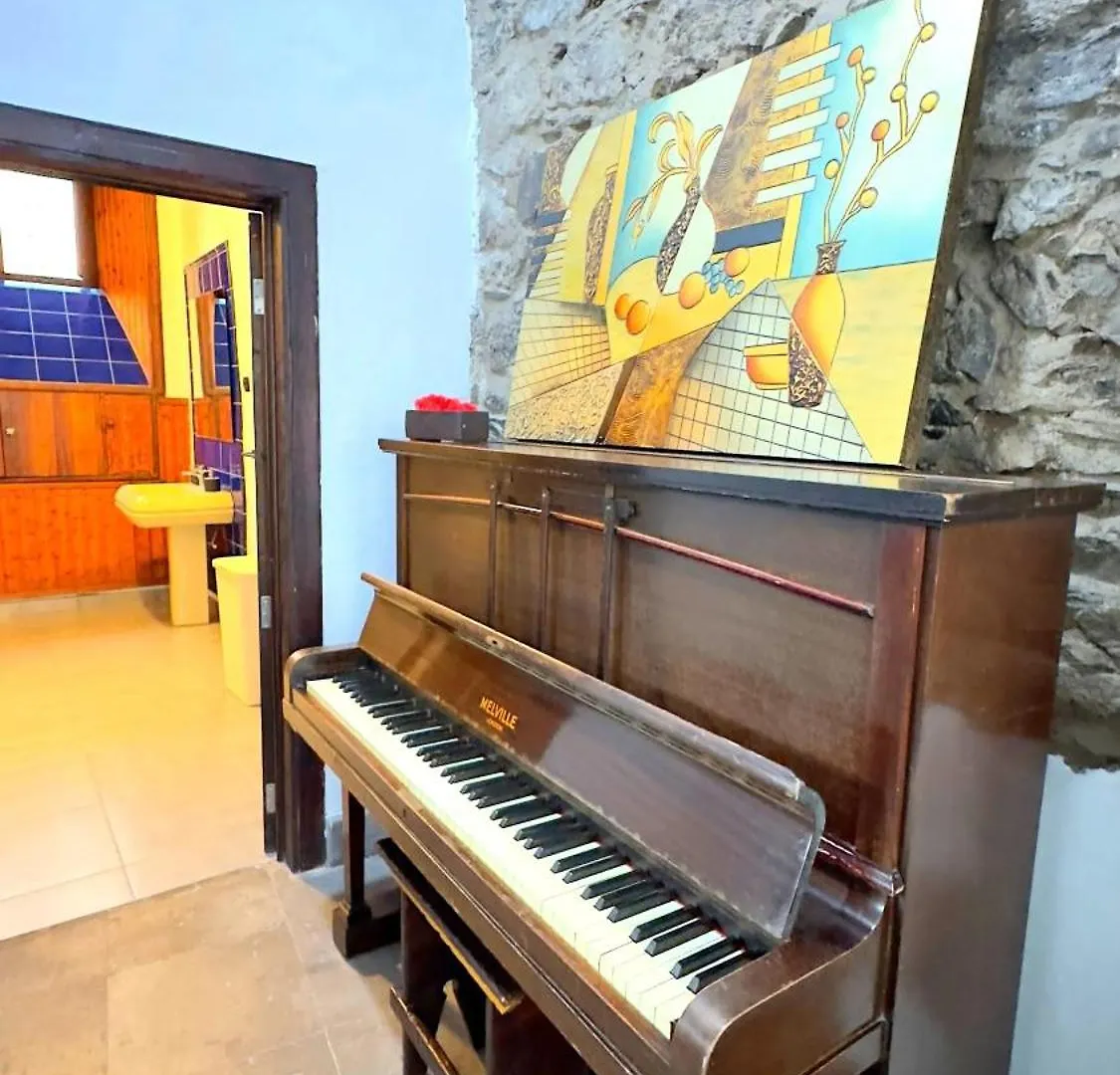Elegant Studio In The Heart Of Garachico 100 Sqm Parking Available Apartman